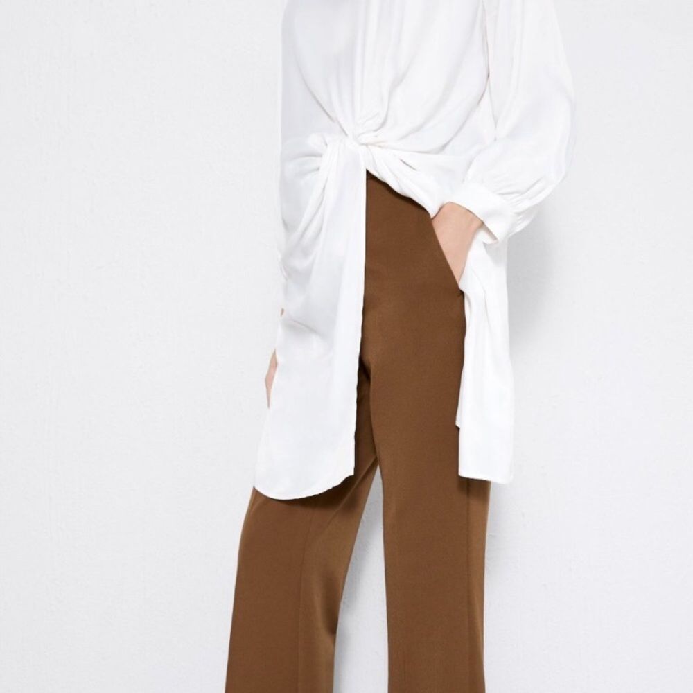 Zara White Satin Effect BLOUSE WITH FRONT KNOT New! - Picture 4 of 8